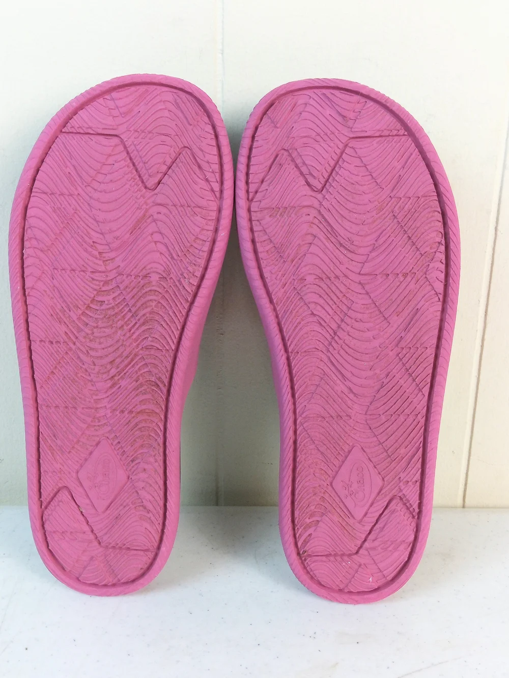 Chaco Chillos Slip On Sandals Youth Size 6 Pink Strappy Slide